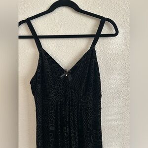 Soma Black Velvet Nightgown